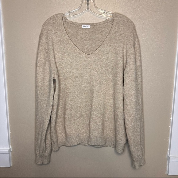 ZYIA Cream V-Neck Sweater Relaxed Fit Size Large Tan - Picture 1 of 5